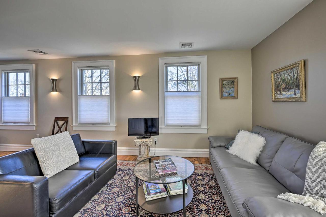 Bright Apartment - Half Mi To Greenport Harbor! Luaran gambar