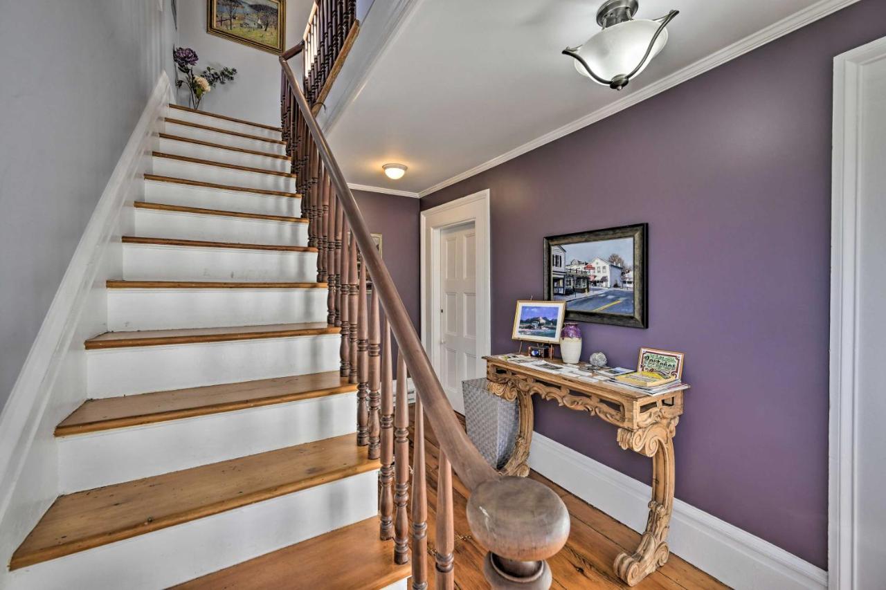 Bright Apartment - Half Mi To Greenport Harbor! Luaran gambar